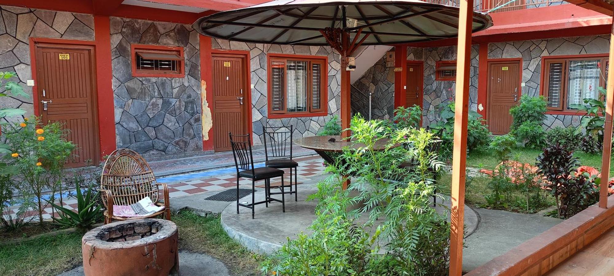 Pokhara Metro Eco Hotel 외부 사진