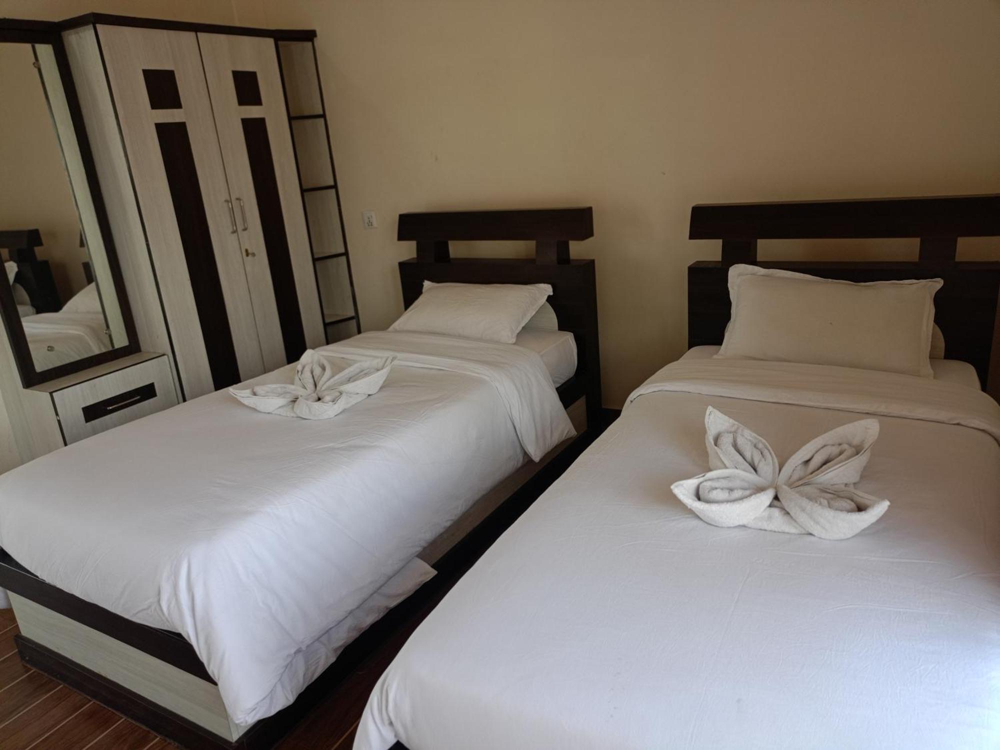 Pokhara Metro Eco Hotel 외부 사진