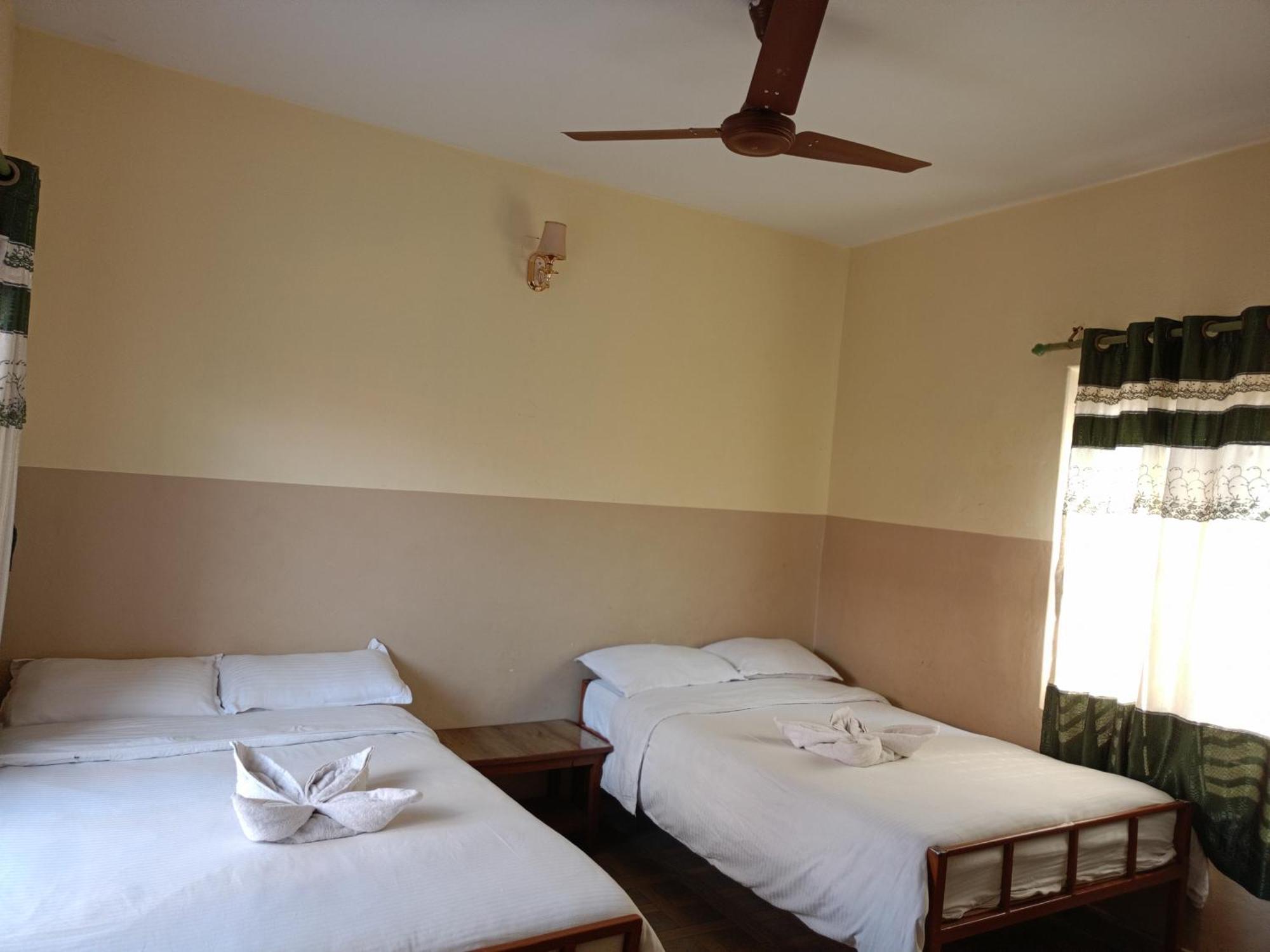 Pokhara Metro Eco Hotel 외부 사진