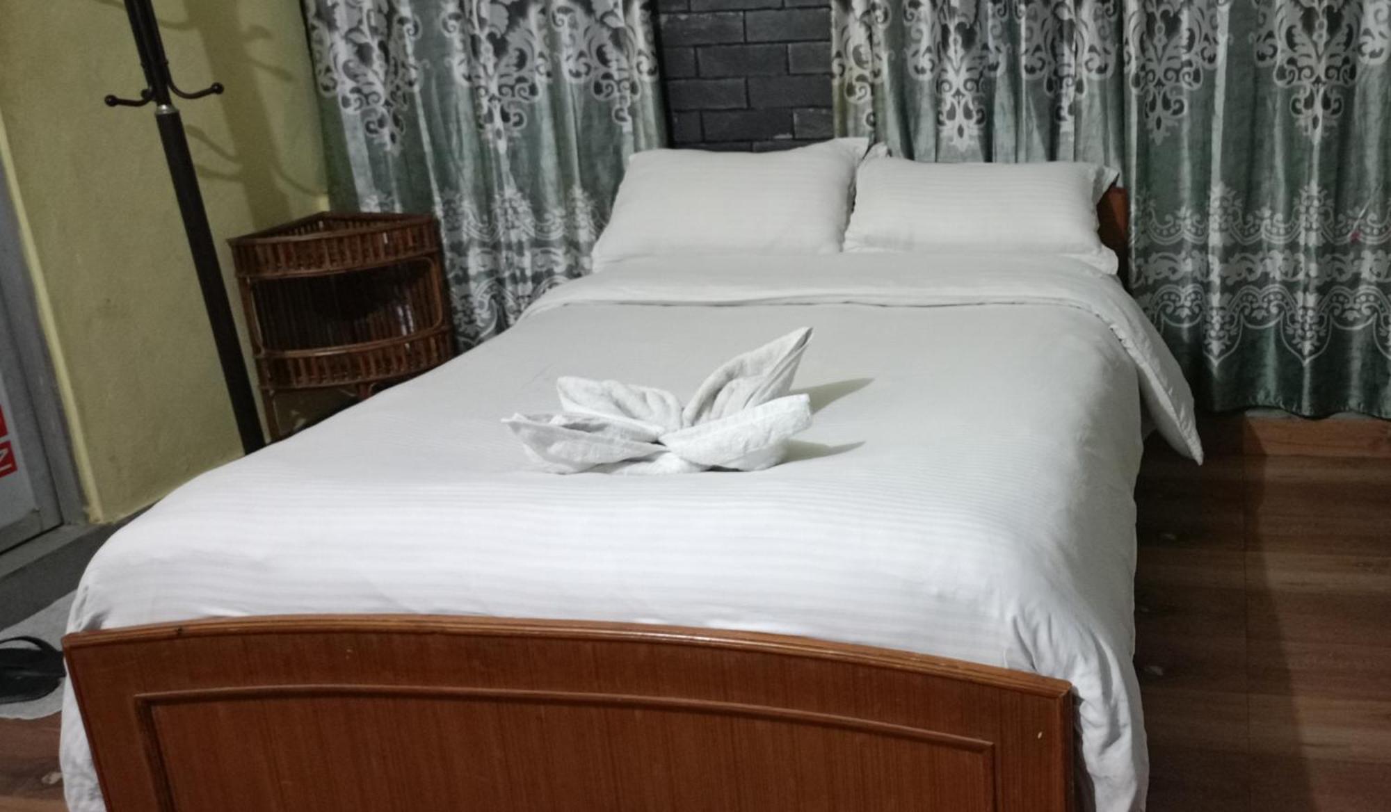 Pokhara Metro Eco Hotel 객실 사진